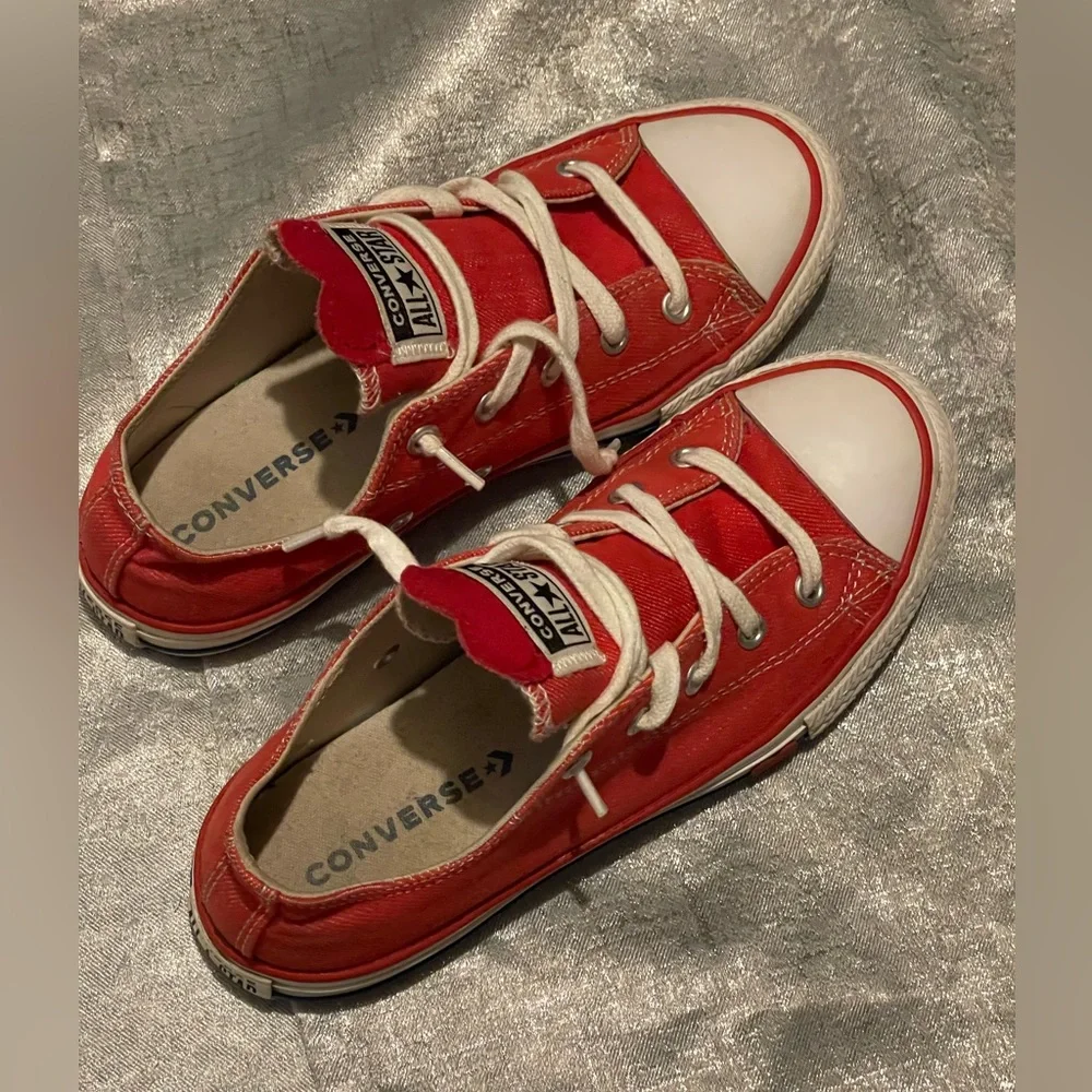 Rare Red Heart Converse size 3Y - Picture 5 of 13